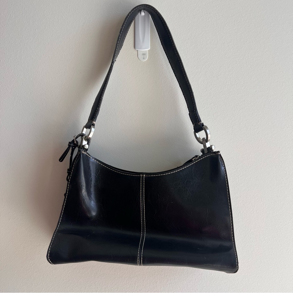 Vtg Liz Claiborne Worn-In Black Leather Shoulder Bag